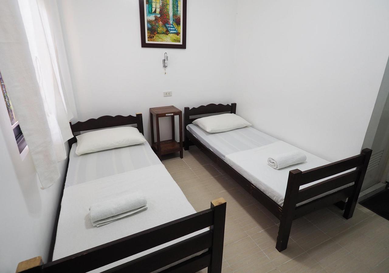 Paoay Balay Travel Lodge מראה חיצוני תמונה